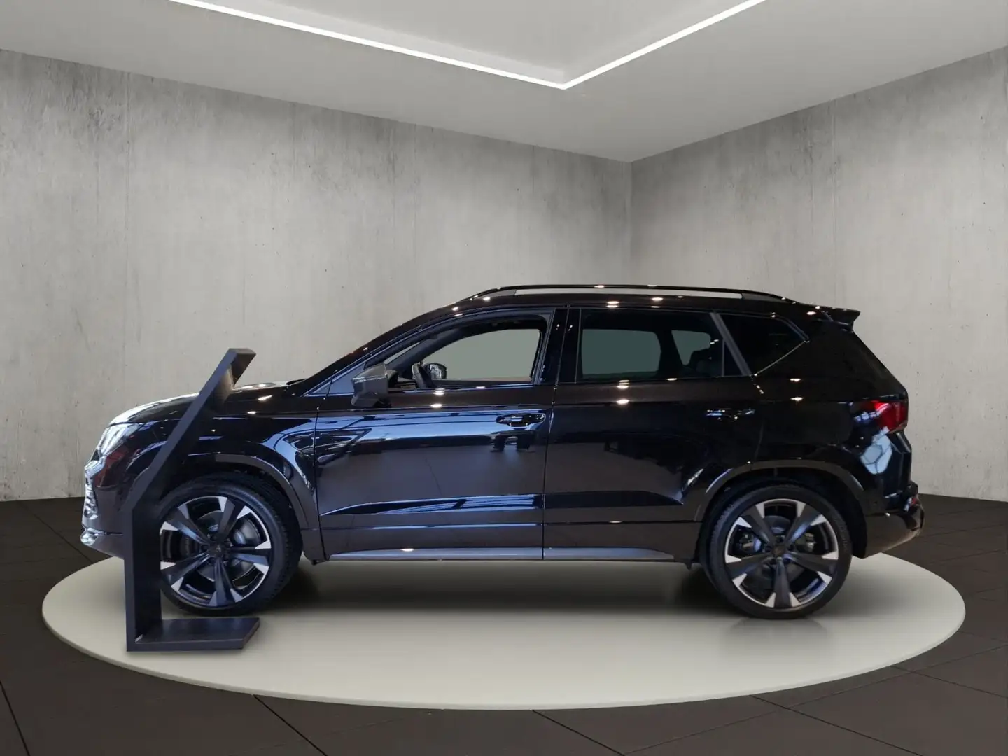 CUPRA Ateca 2.0 TSI VZ 4Drive Panorama 360 Kamera elek Schwarz - 2