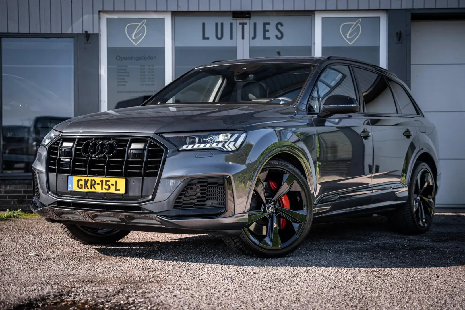 Audi Q7 60 TFSIe quattro S-line Competition I B&O I Pano I Grau - 1