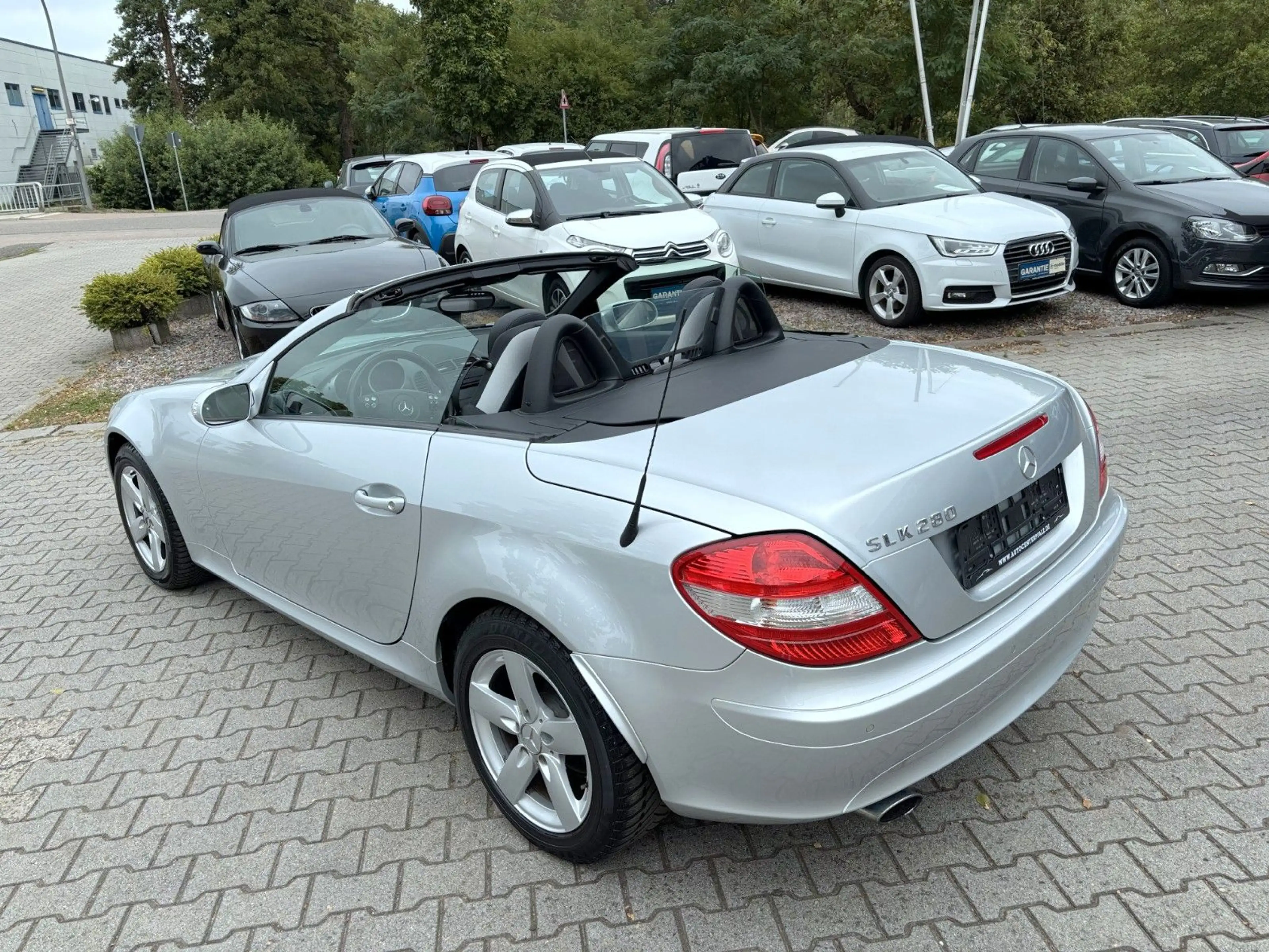 Mercedes-Benz SLK 280 Auto Leder Temp. PDC Airscarf S-Heft — photo 15