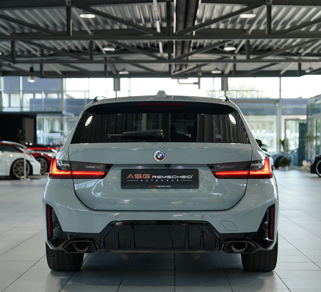 BMW 340 xDrive Touring *2.H *19 *ACC *Pano *H-UP — photo 9