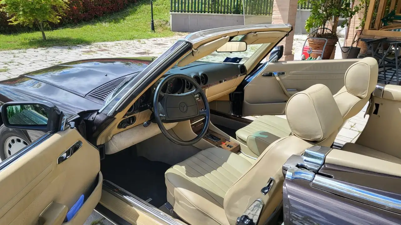 Mercedes-Benz 560 SEC coupe, foto 3