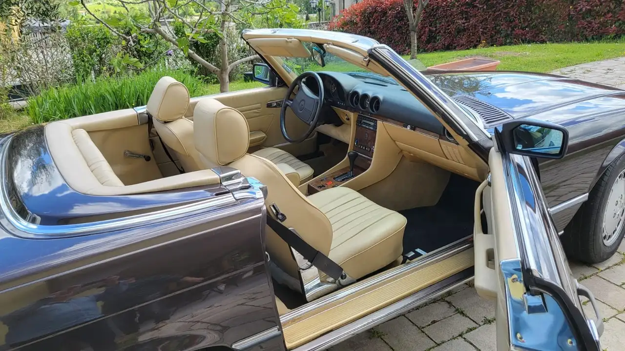 Mercedes-Benz 560 SEC coupe, foto 6
