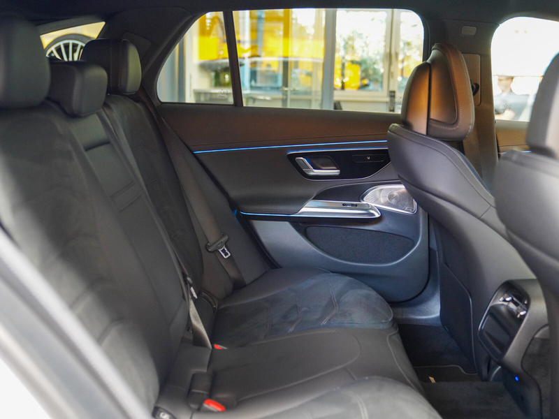 Mercedes-Benz E 300 E 300 de T AMG Line Night Superscreen AIRMATIC — photo 13