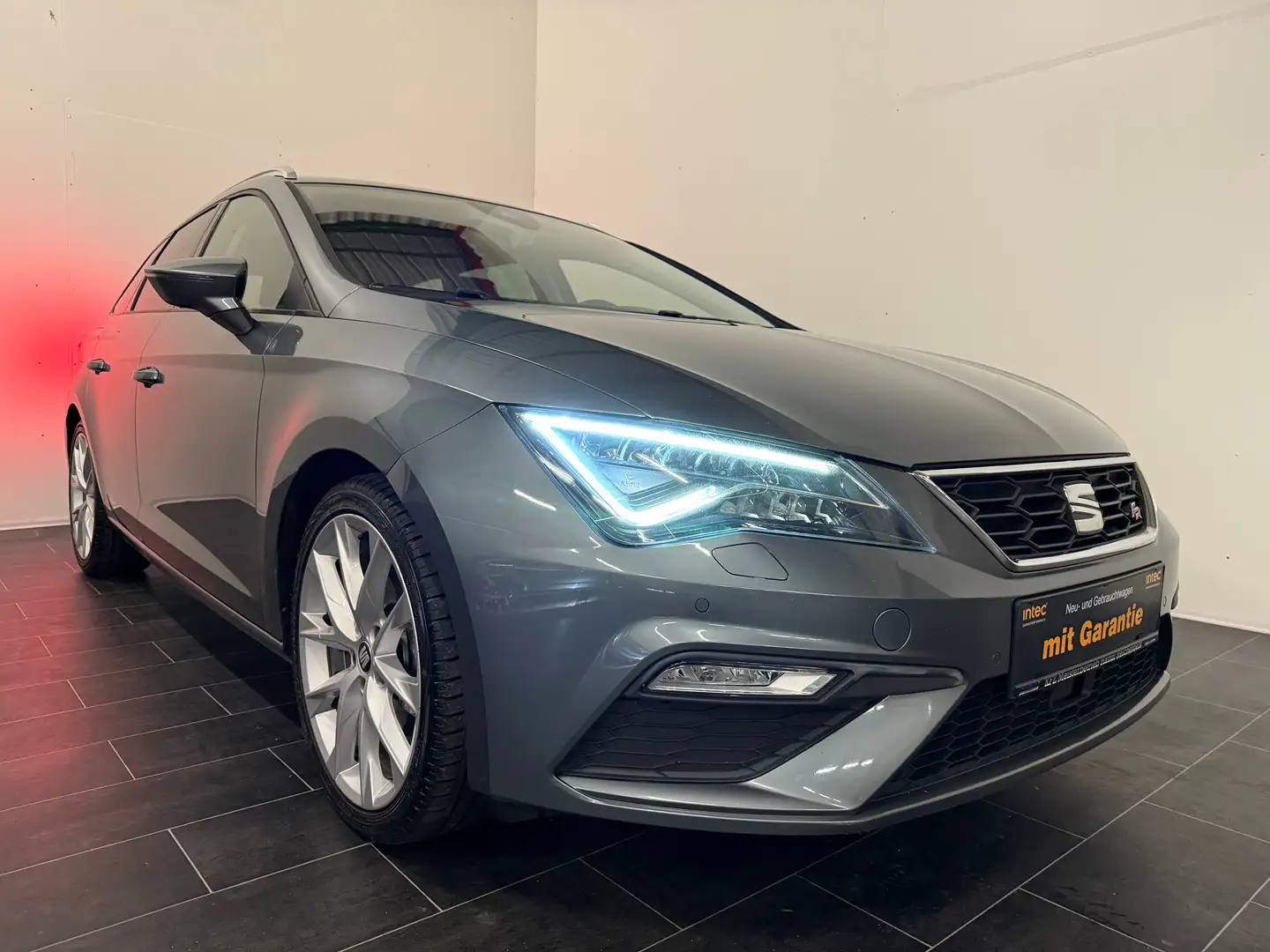 SEAT Leon ST FR 2,0 TDI DSG 4Drive**LED-Allrad-Navi-Leder** - 2