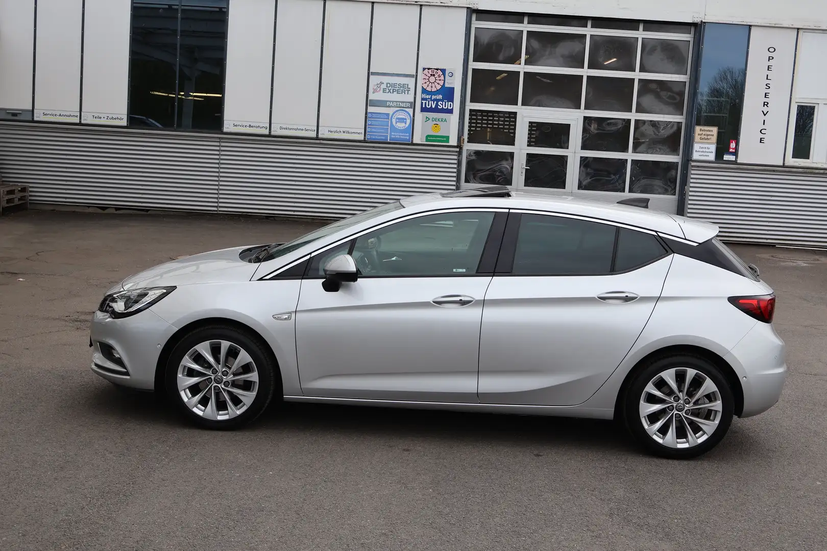 Opel Astra 5-T 1.4 Turbo Innovation+AHK+Schiebedach Silber - 2