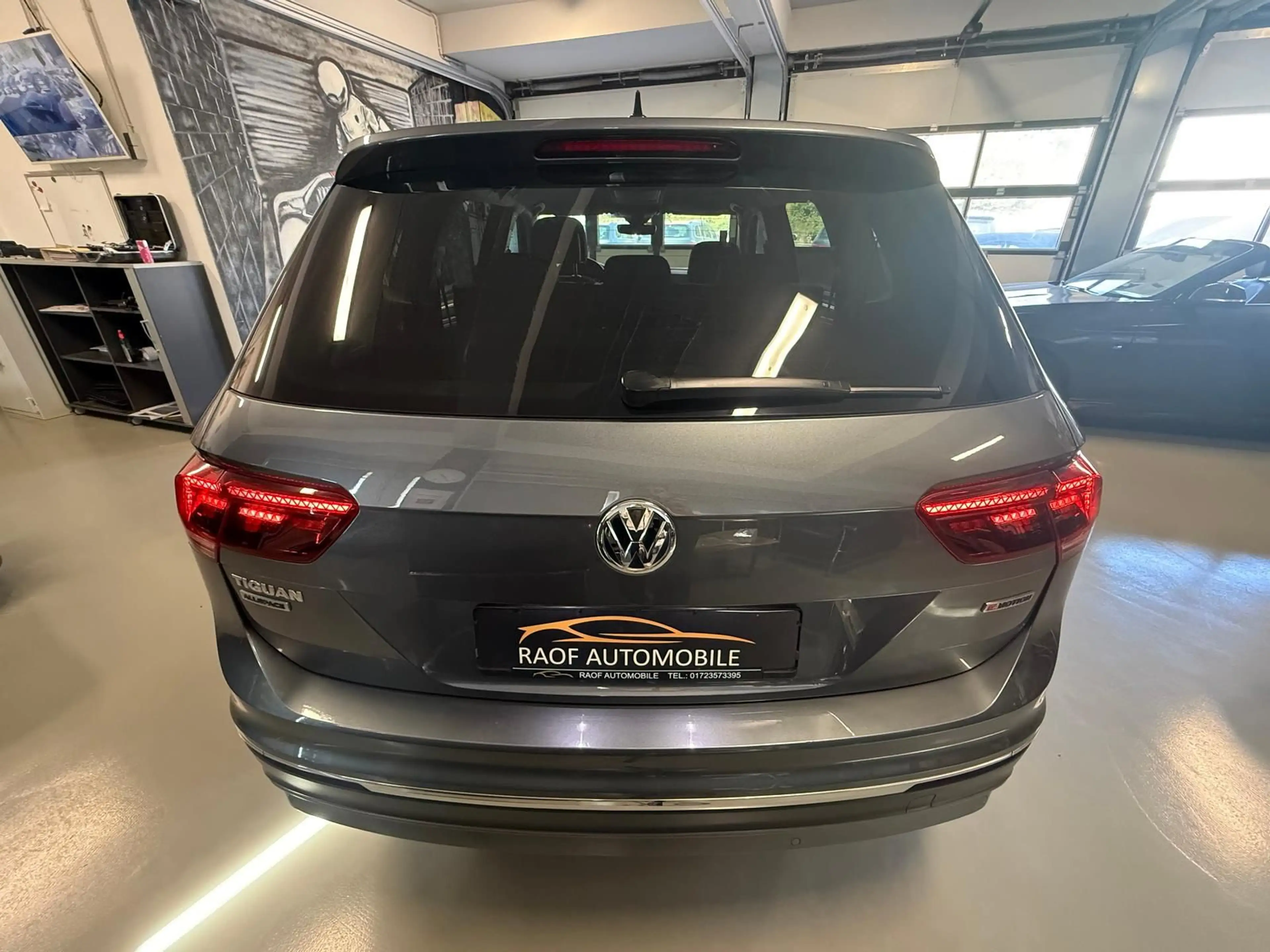 Volkswagen Tiguan Allspace 2.0 TDI Highline 4Motion 7SITZER — photo 7
