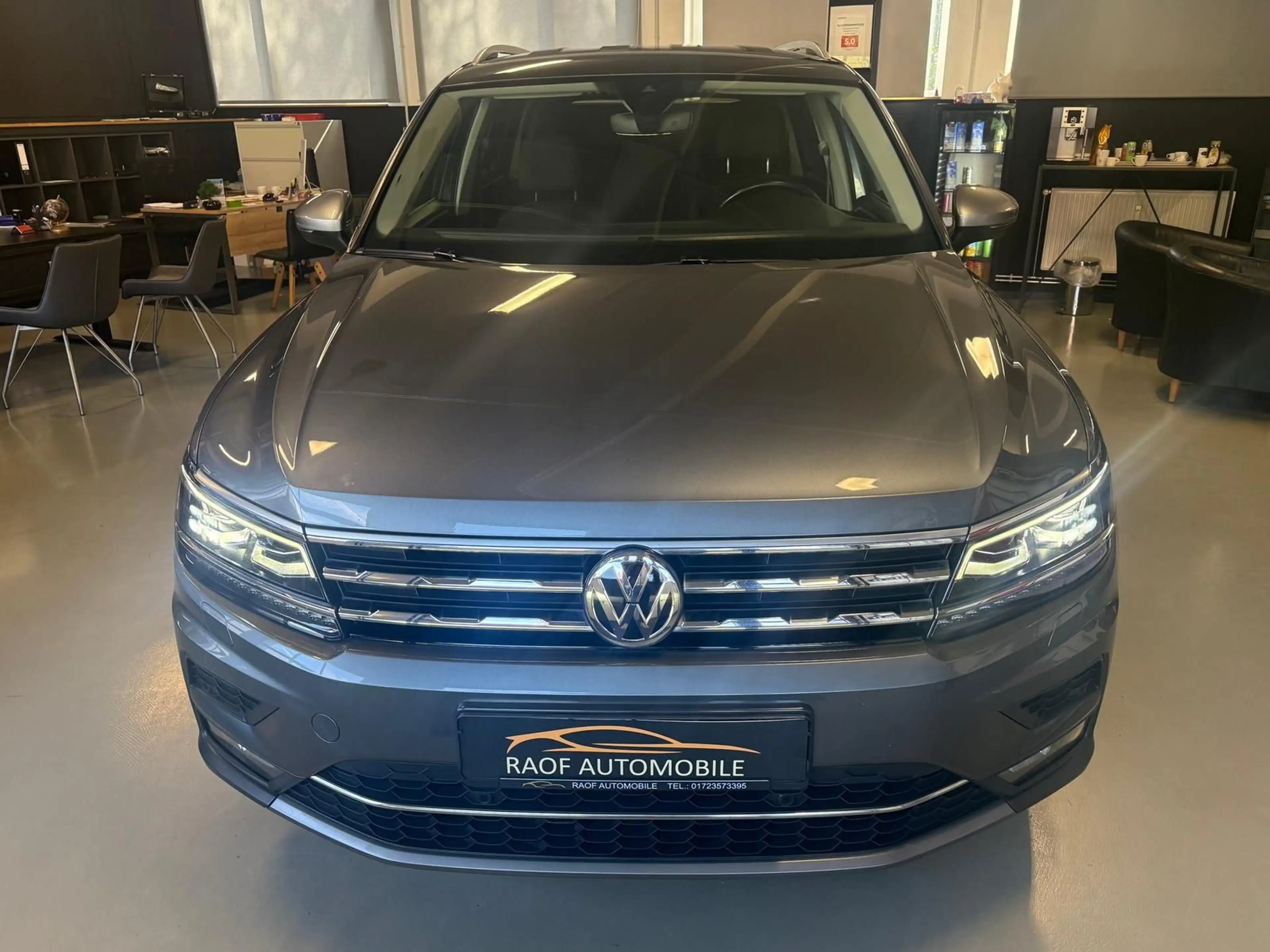 Volkswagen Tiguan Allspace 2.0 TDI Highline 4Motion 7SITZER — photo 3