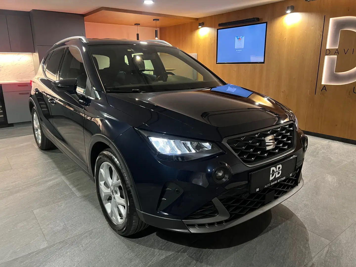 SEAT Arona Arona 1,0 Eco TSI FR - Facelift - Kamera - LED Schwarz - 1