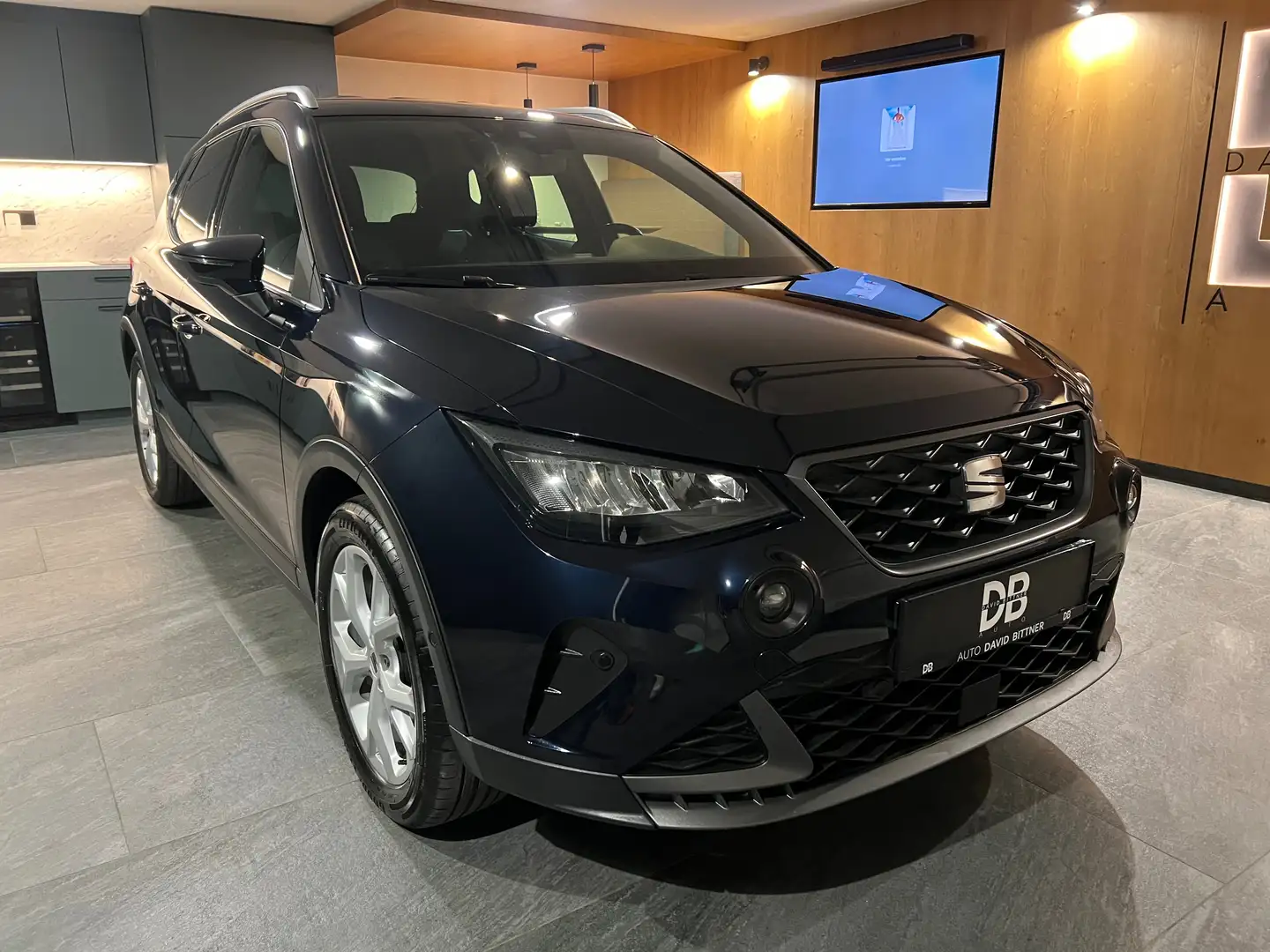 SEAT Arona Arona 1,0 Eco TSI FR - Facelift - Kamera - LED Schwarz - 2