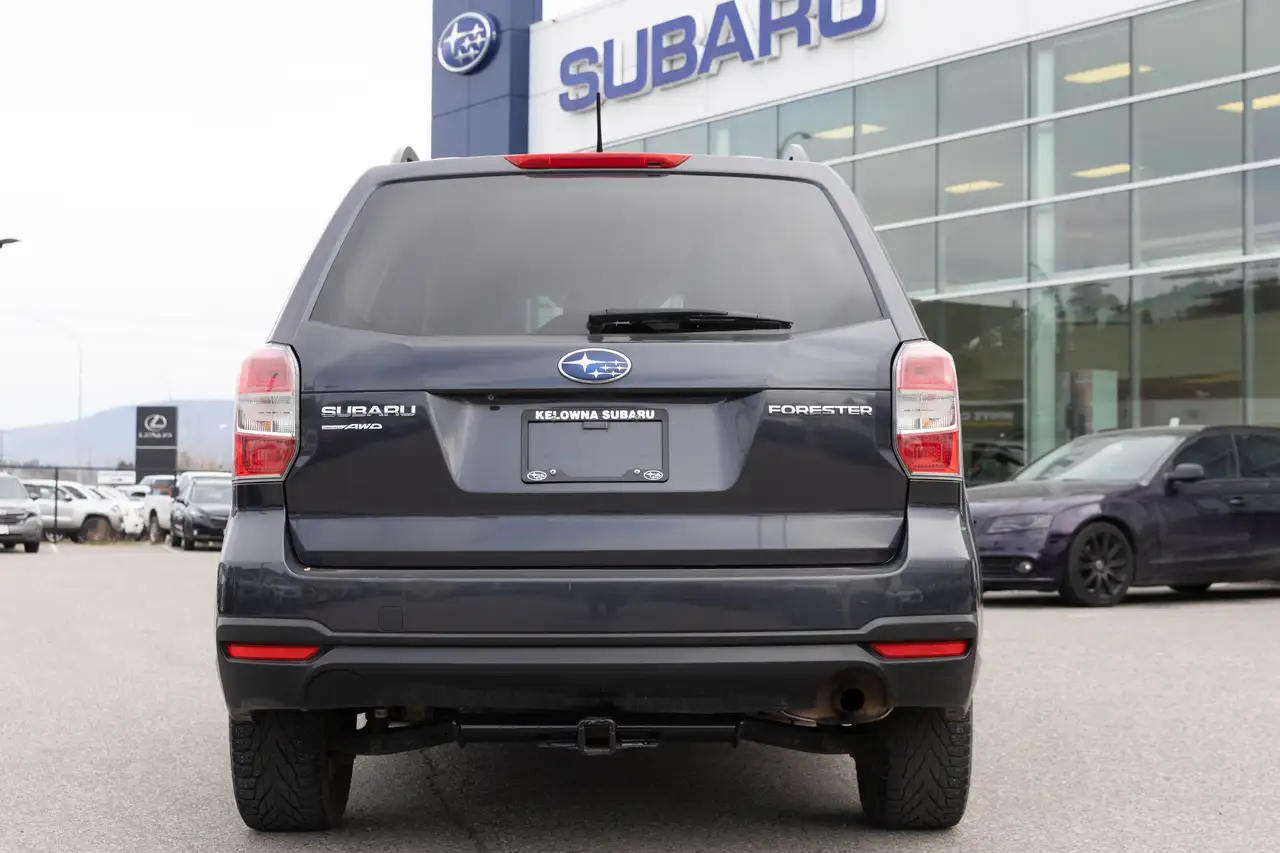Subaru Forester снимка Subaru Forester
