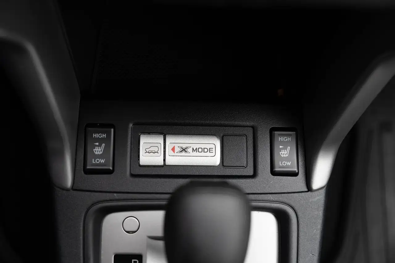 Subaru Forester снимка Subaru Forester