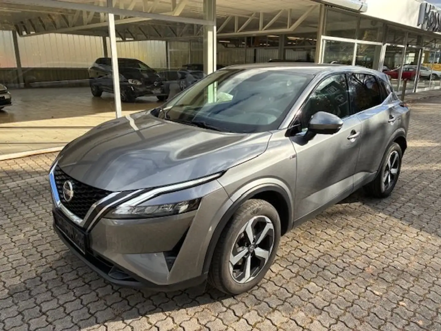 Nissan Qashqai N-Connecta *TOP ZUSTAND* Gris - 2