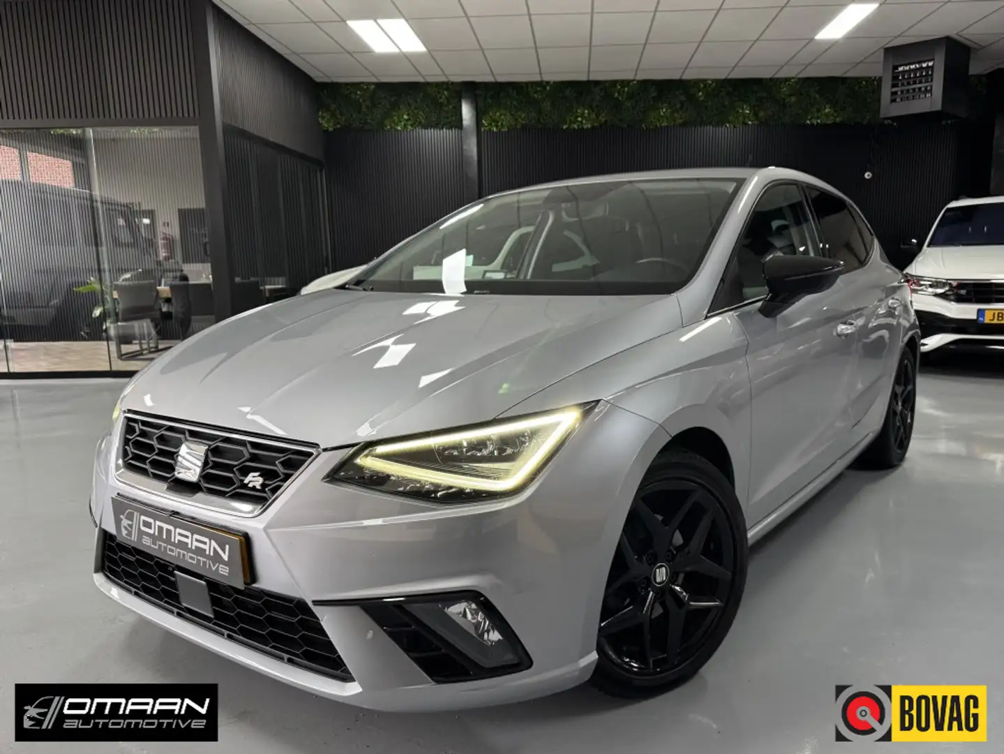 SEAT Ibiza 1.0 TSI 116PK FR DSG CARPLAY LED Grijs - 1