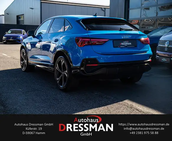 Audi Q3 view 6