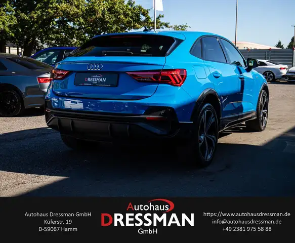 Audi Q3 view 4