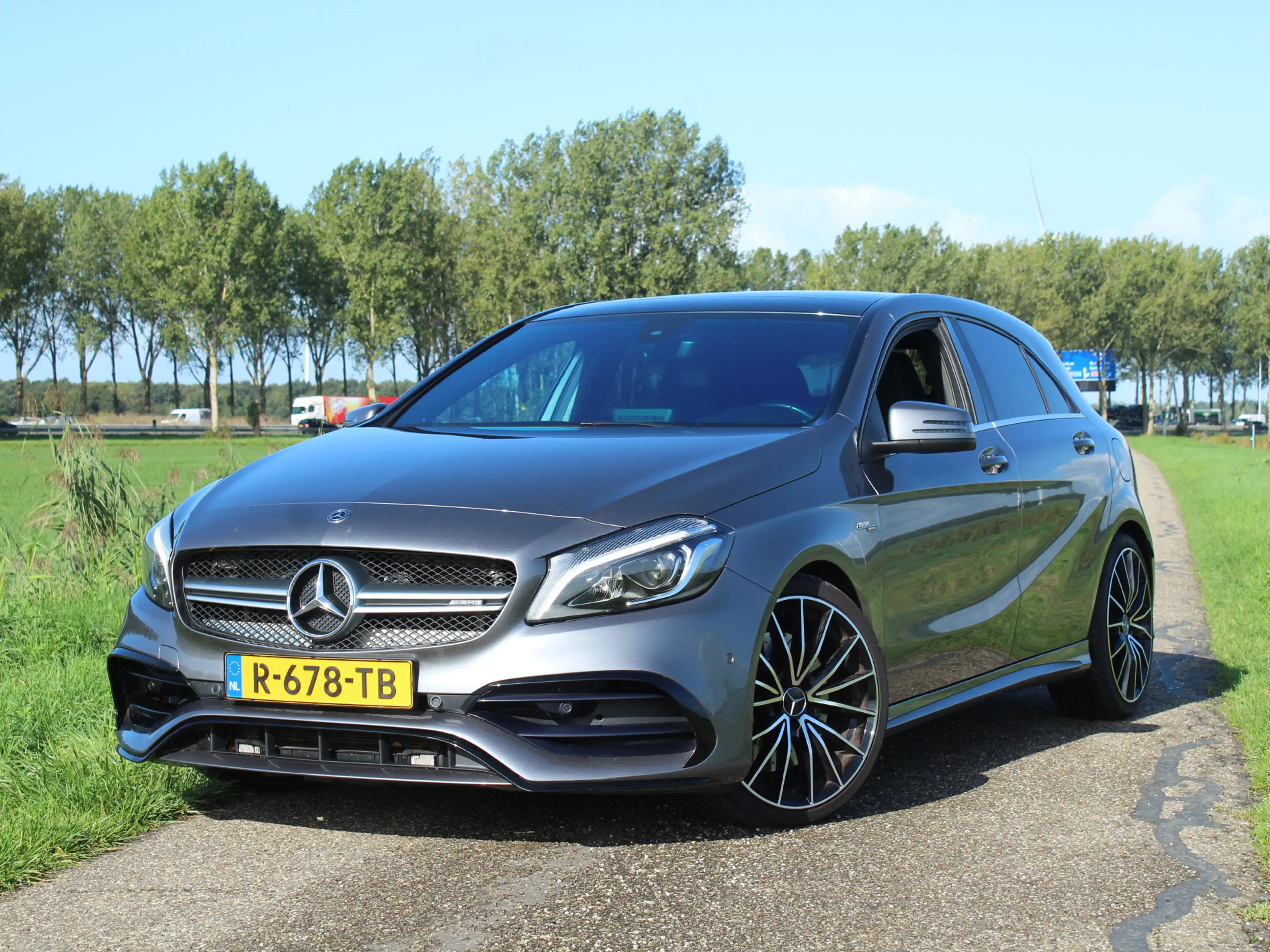 Mercedes-Benz A 45 AMG 4MATIC | Panoramadak | Camera