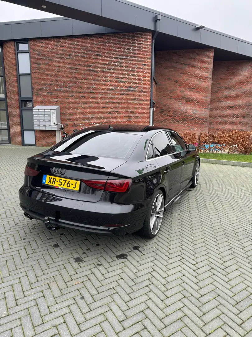 Audi A3 1.4 TFSI Ambit. PL S Zwart - 2