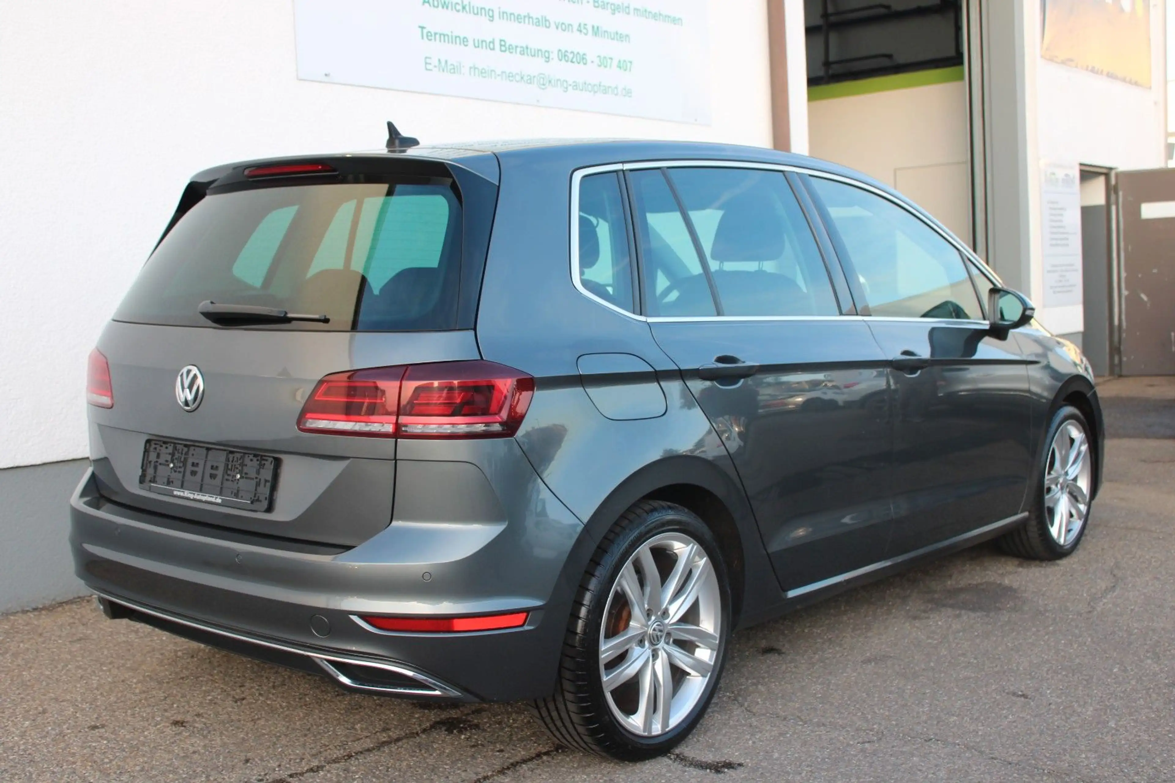 Volkswagen Golf VII 1.5 TSI Sportsvan Highline — photo 8