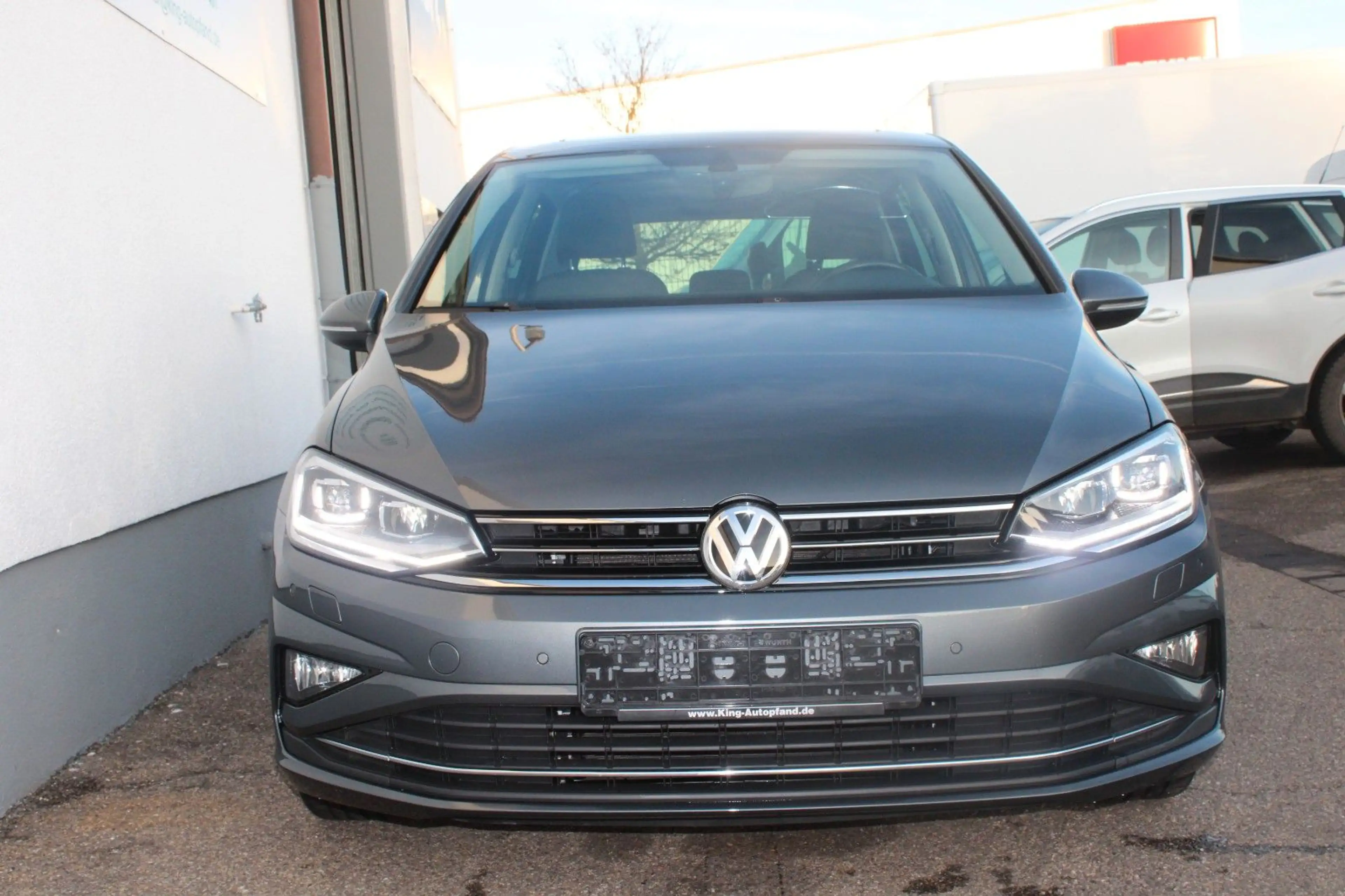 Volkswagen Golf VII 1.5 TSI Sportsvan Highline — photo 2