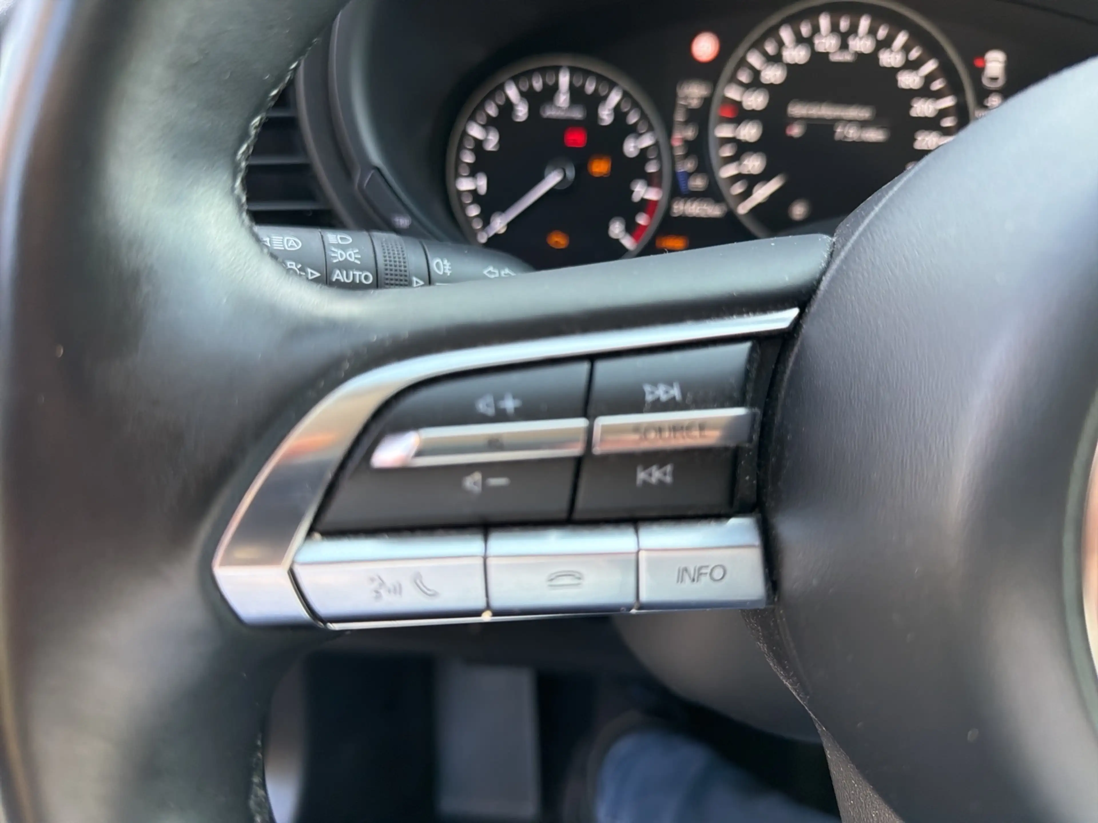 Mazda CX-30 SKYACTIV-G 2.0 SELECTION — photo 13