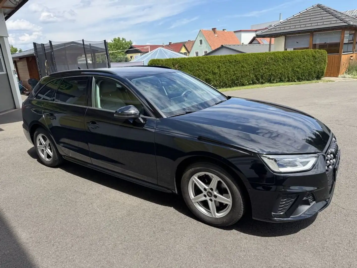 Audi A4 AVANT 35 2.0TDI Aut. -ACC -LED -KAMERA -TOP! Schwarz - 2