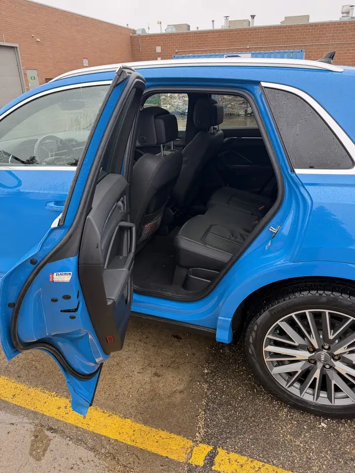 Audi Q3 снимка Audi Q3