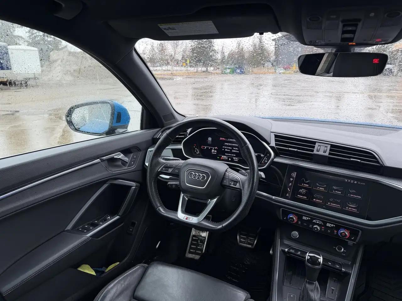 Audi Q3 снимка Audi Q3