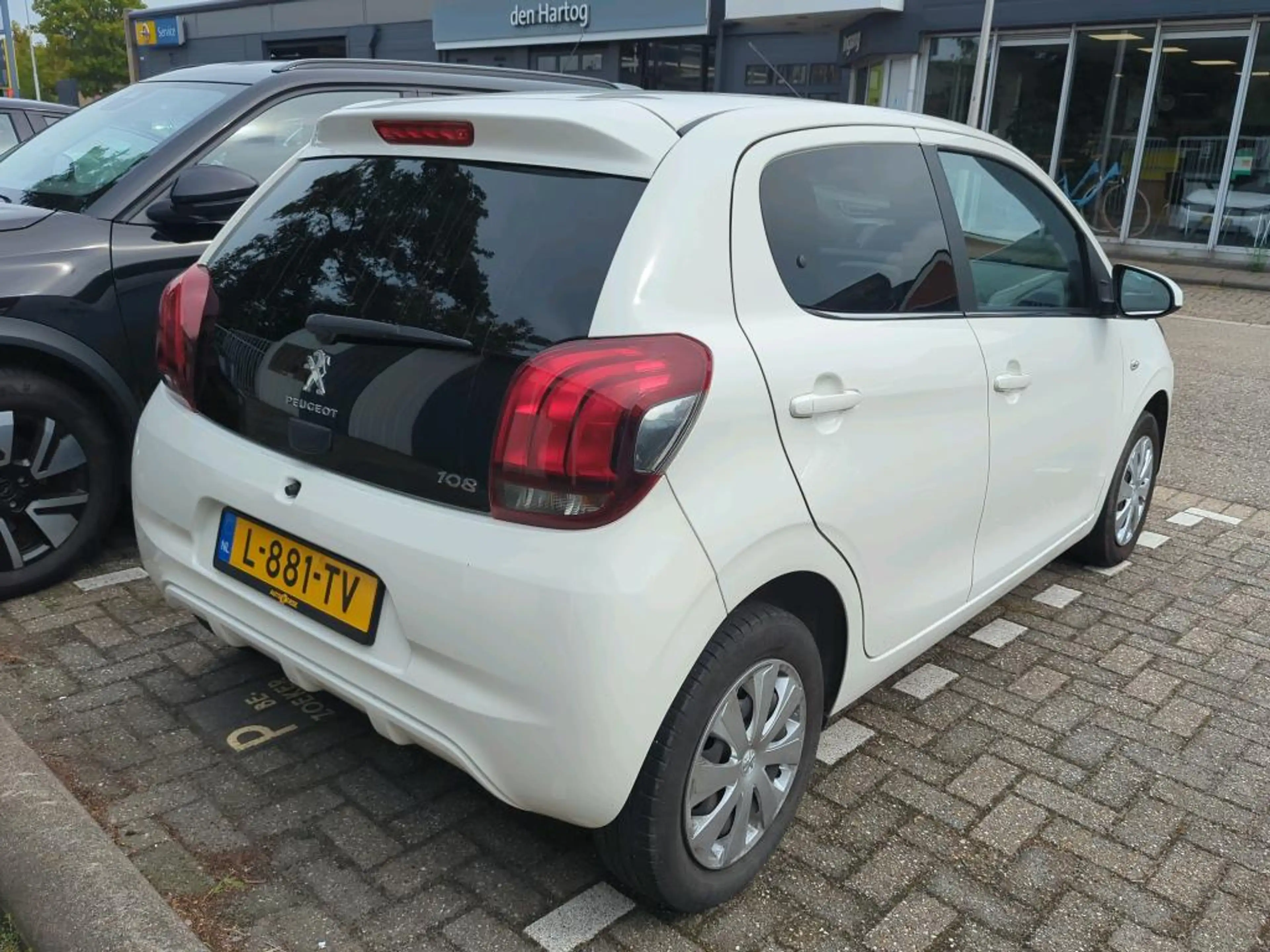 Peugeot 108 1.0 e-VTi Active | Airconditioning | Bluetooth | M — photo 3
