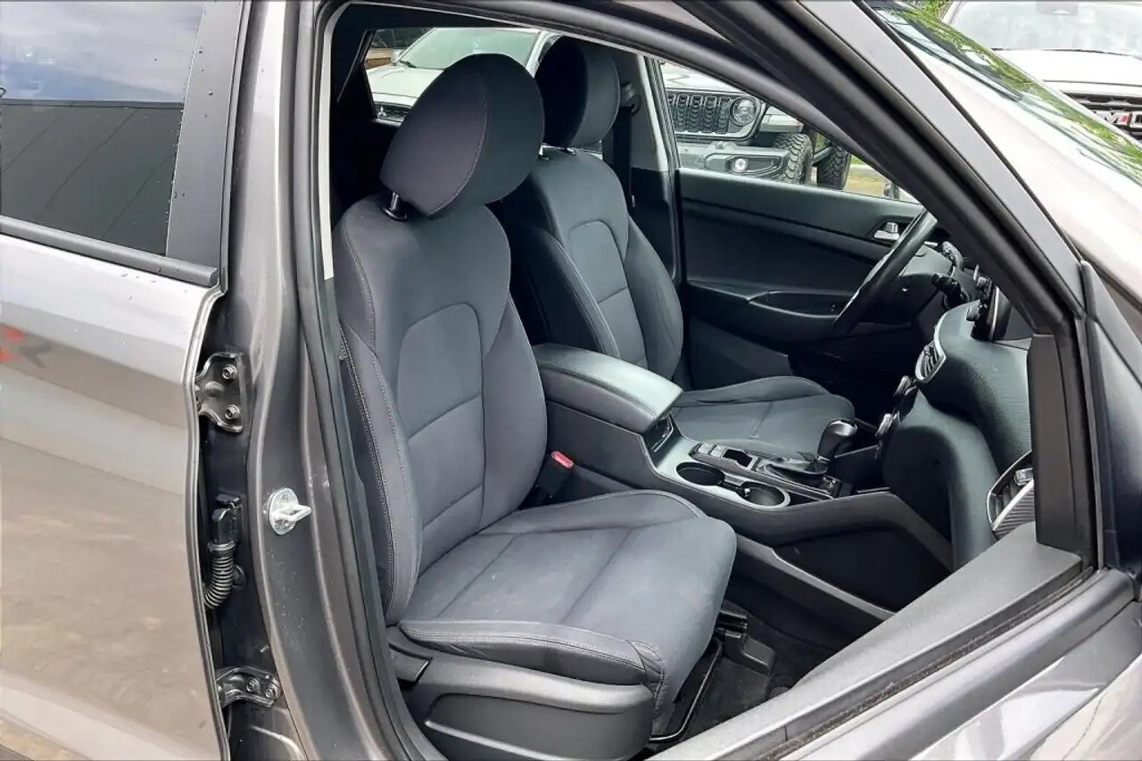 Hyundai TUCSON снимка Hyundai TUCSON