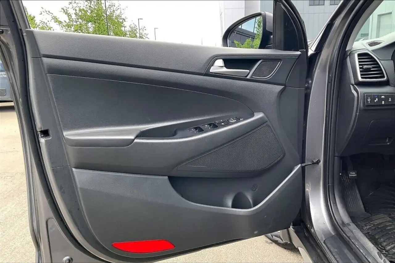 Hyundai TUCSON снимка Hyundai TUCSON