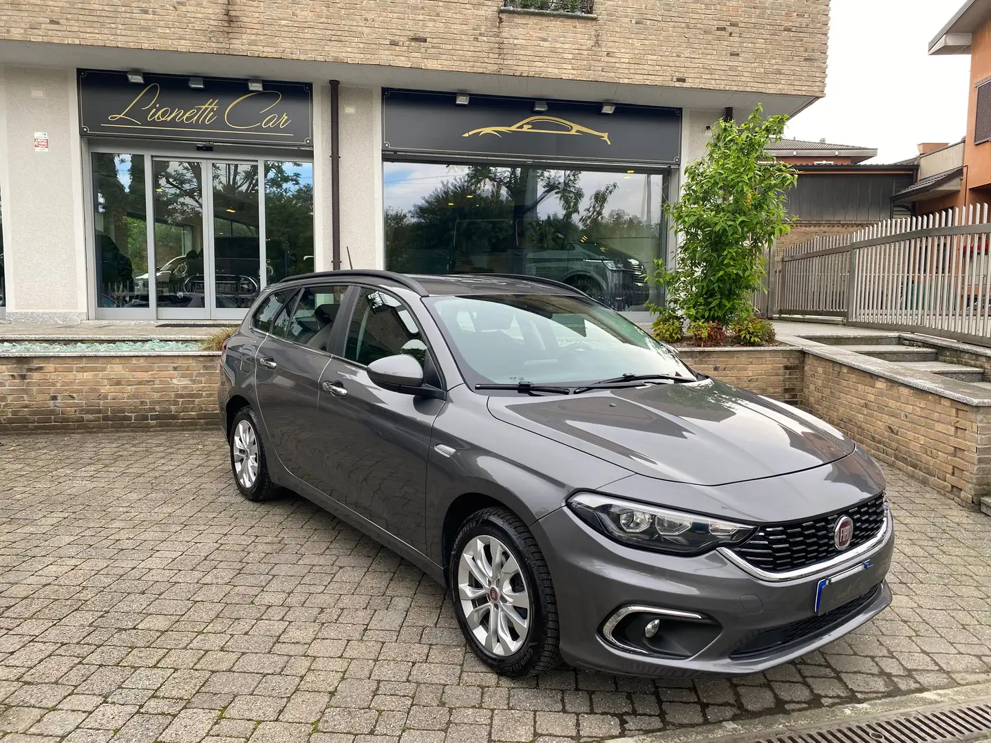 Fiat Tipo Tipo SW 1.6 mjt Business s Grijs - 1
