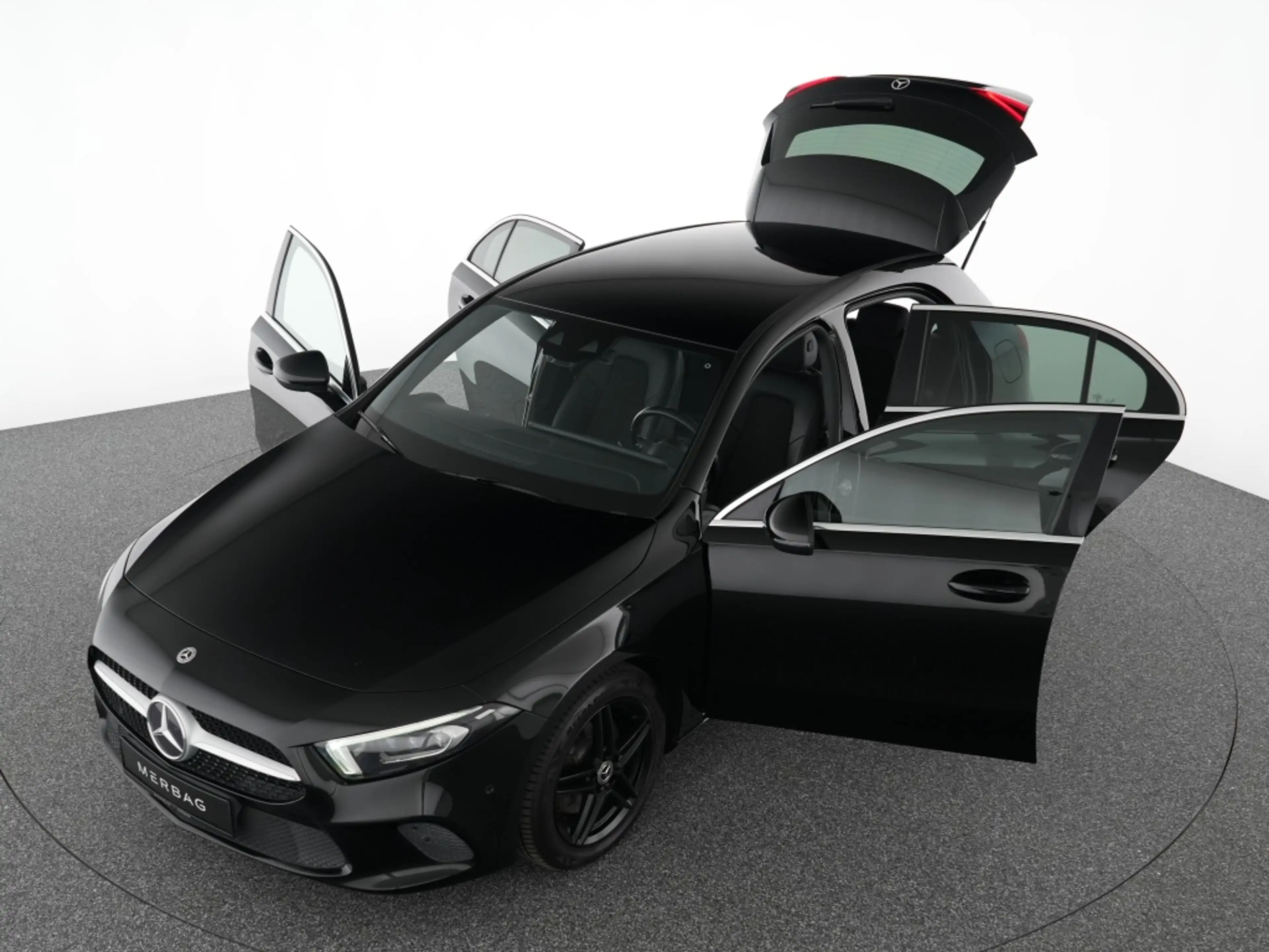 Mercedes-Benz A 220 4M Progressive Multibeam LED Navi Automatik — photo 12