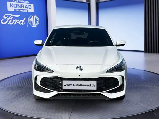MG MG3 view 2