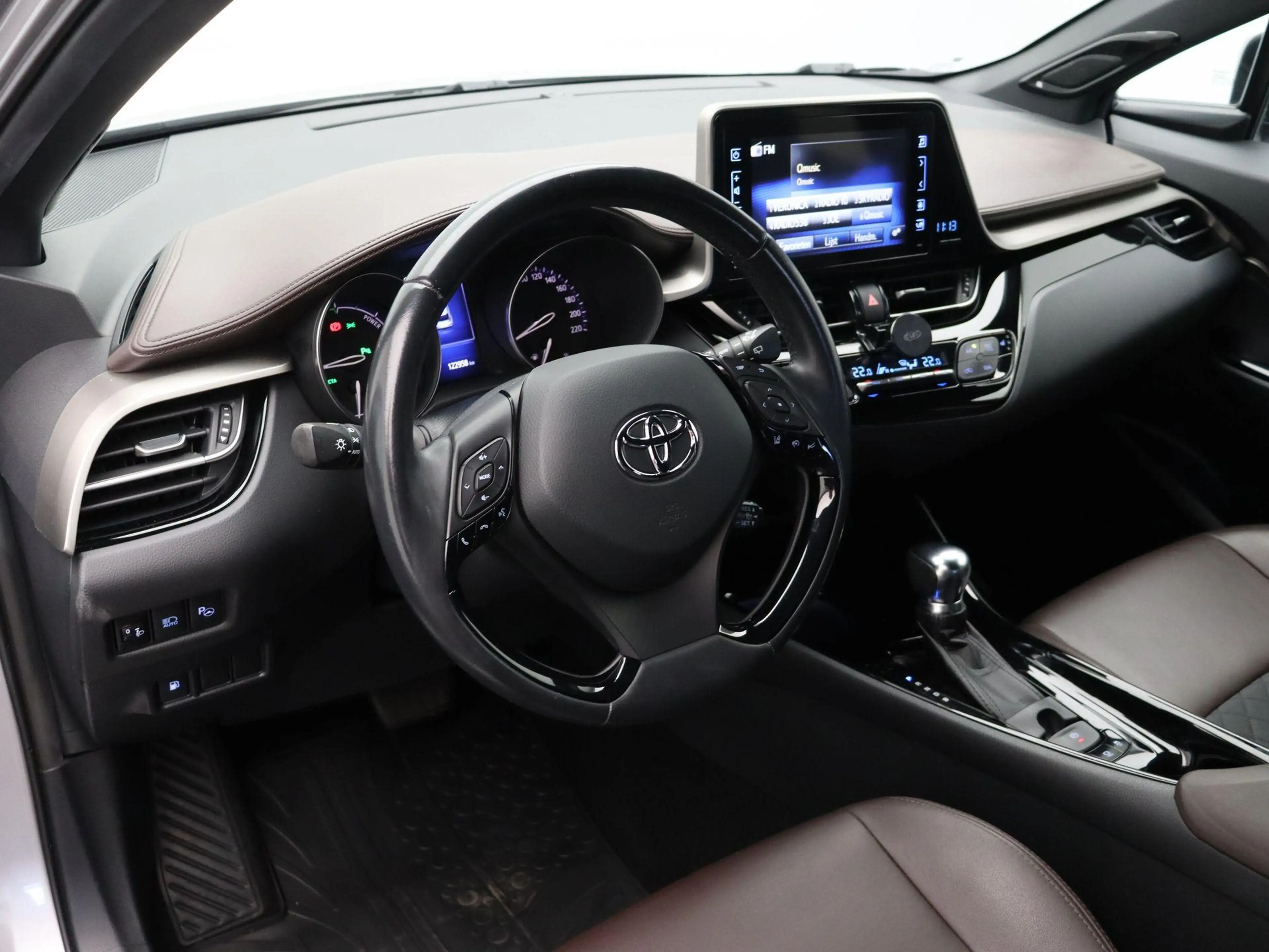 Toyota C-HR 1.8 Hybrid Executive | Stoelverwarming | Achteruit — photo 13