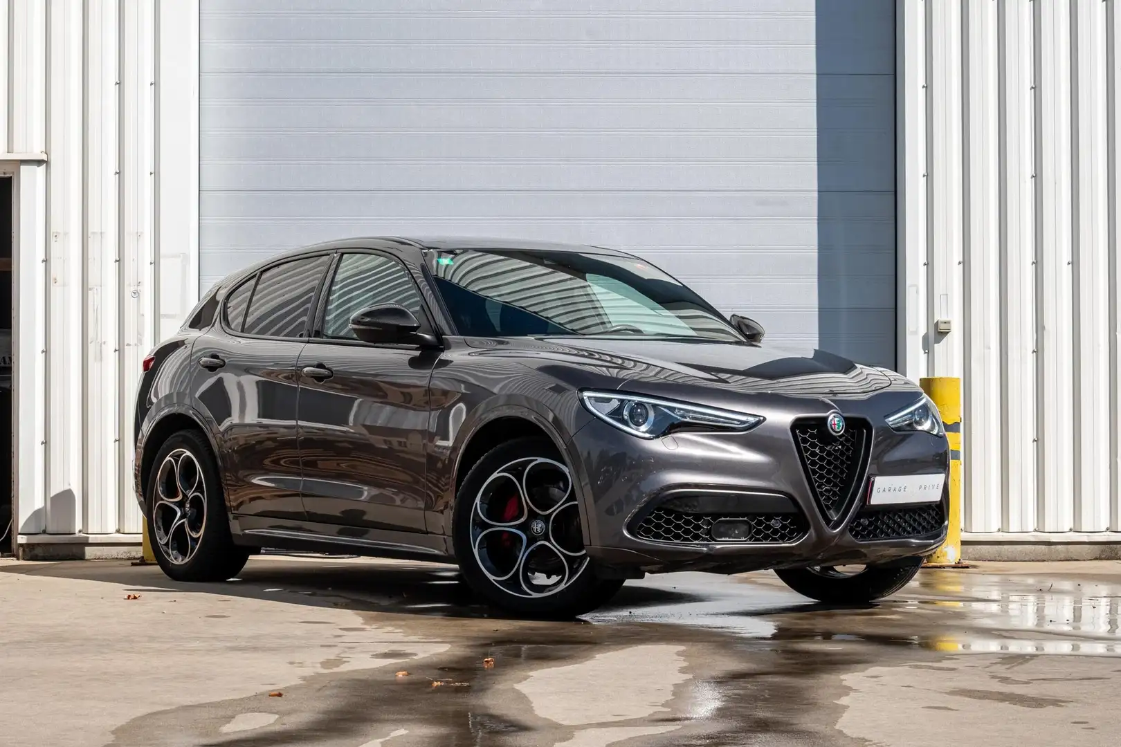 Alfa Romeo Stelvio 2.0 T AWD Veloce TI | Garantie 12M Gris - 2