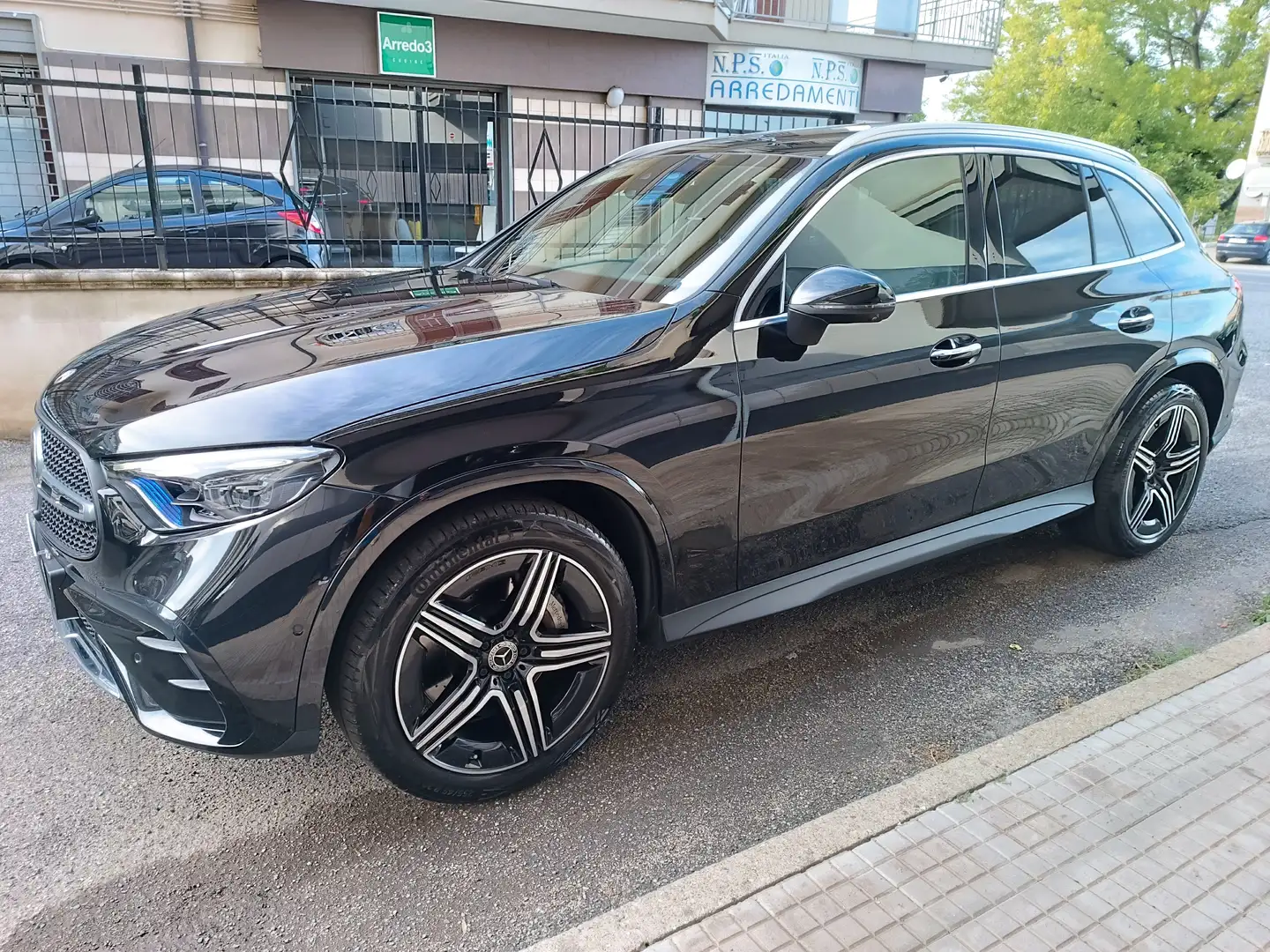 Mercedes-Benz GLC 220 AMG Premium Plus 4matic auto Nero - 1