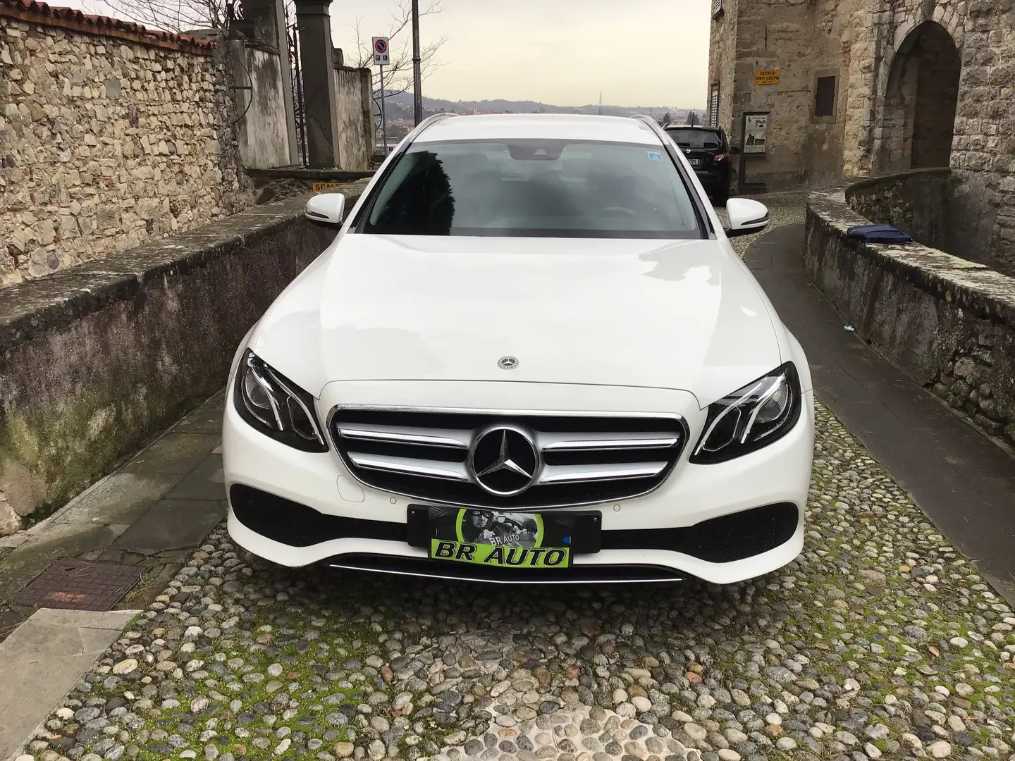 Mercedes-Benz E 200 D 150 CV SW BUSINESS Bianco - 2