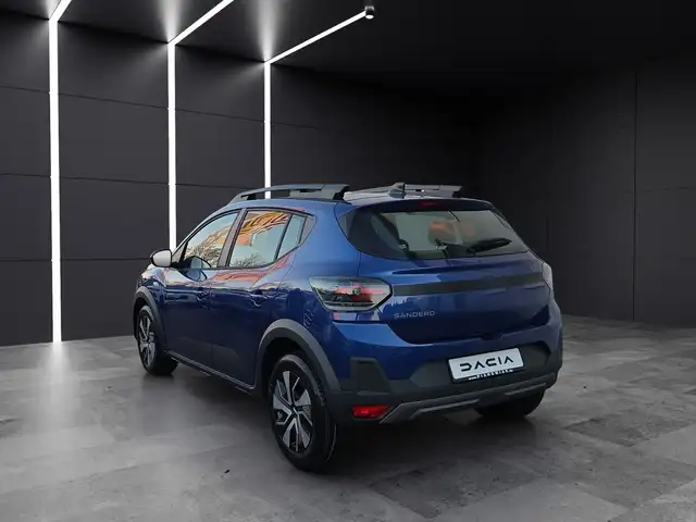 Dacia Sandero Stepway view 2