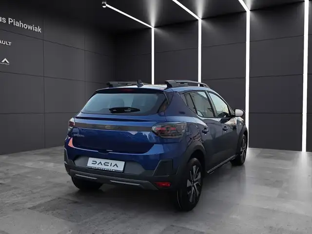 Dacia Sandero Stepway view 3