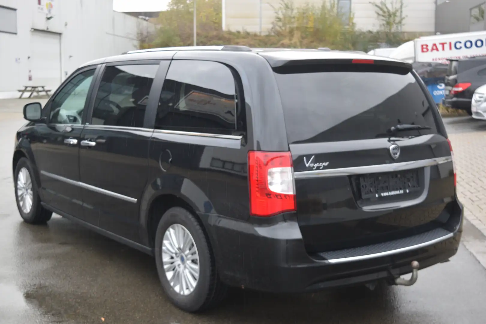 Lancia Voyager 2.8 MultiJet Platinum Noir - 2