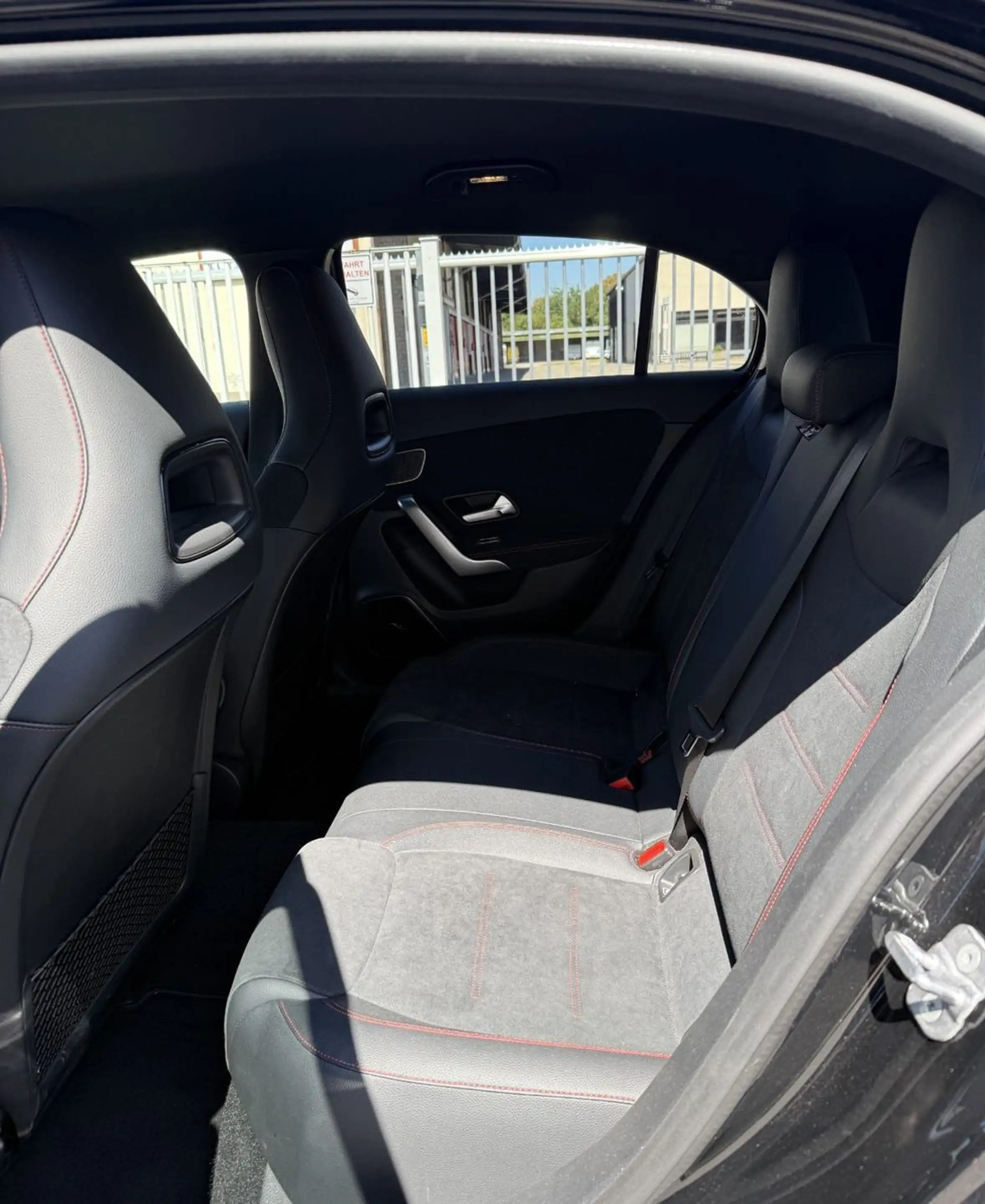 Mercedes-Benz A 45 AMG S 4M+ Night Paket Burmester Kam ParkPak — photo 11
