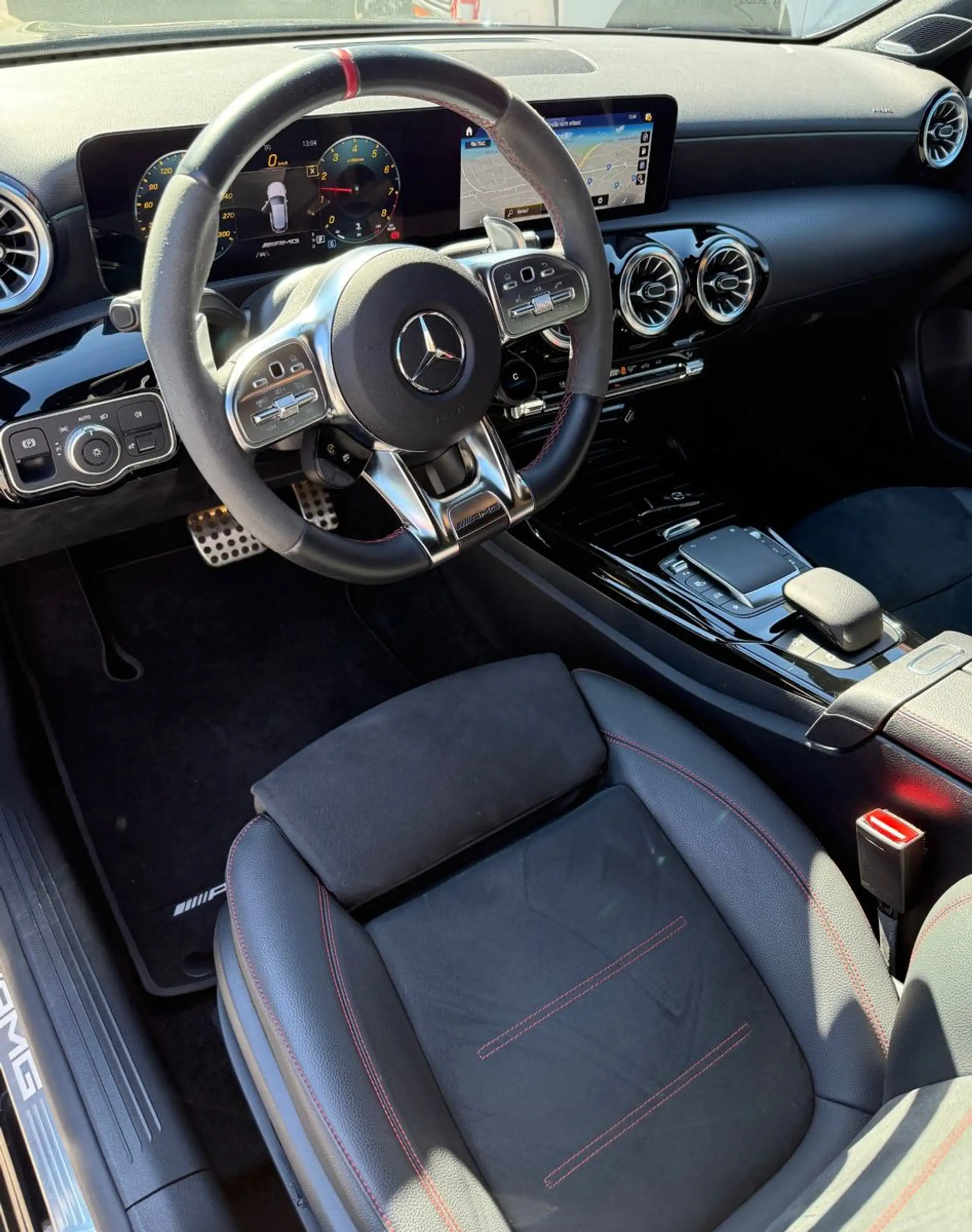 Mercedes-Benz A 45 AMG S 4M+ Night Paket Burmester Kam ParkPak — photo 12