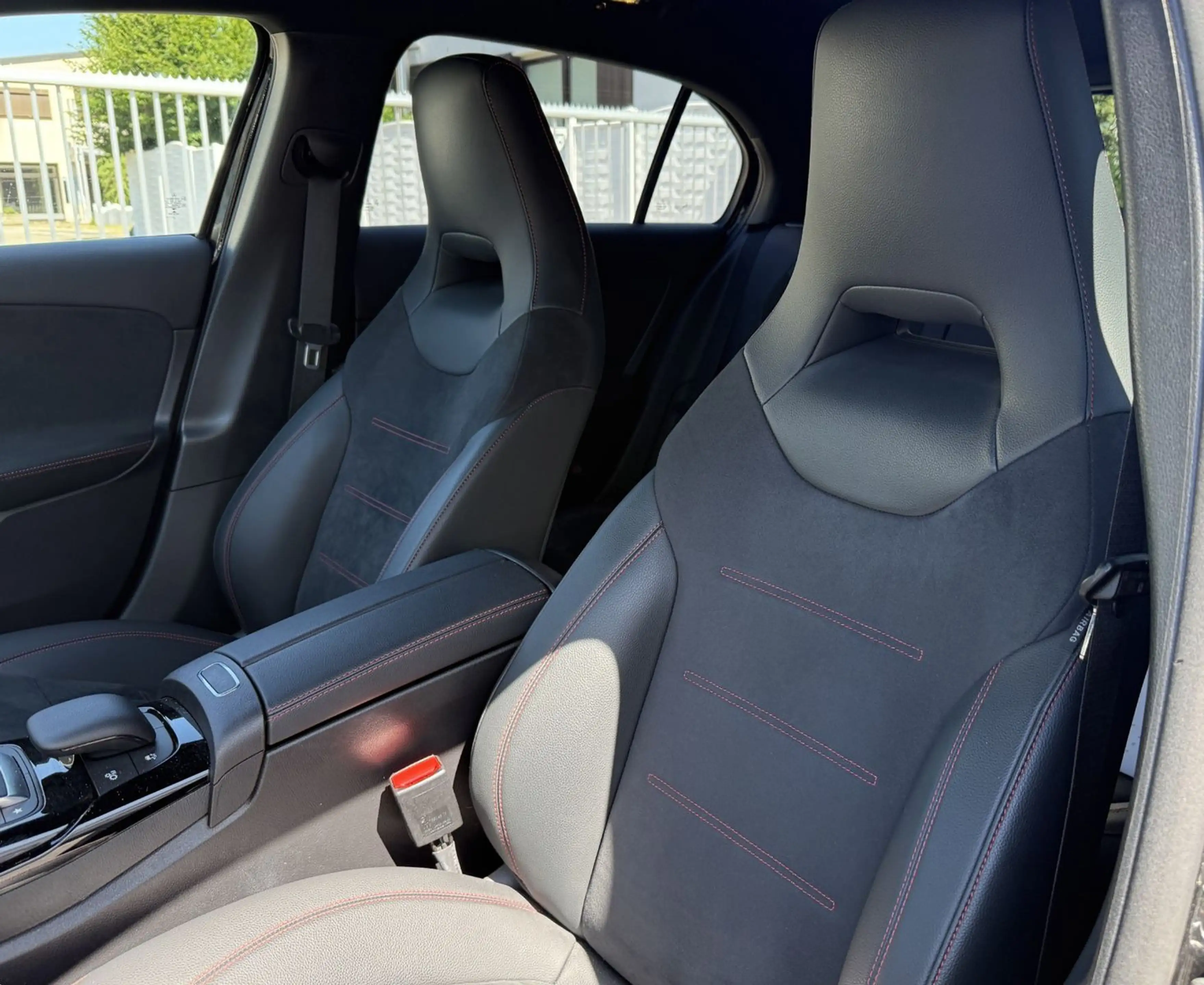 Mercedes-Benz A 45 AMG S 4M+ Night Paket Burmester Kam ParkPak — photo 12