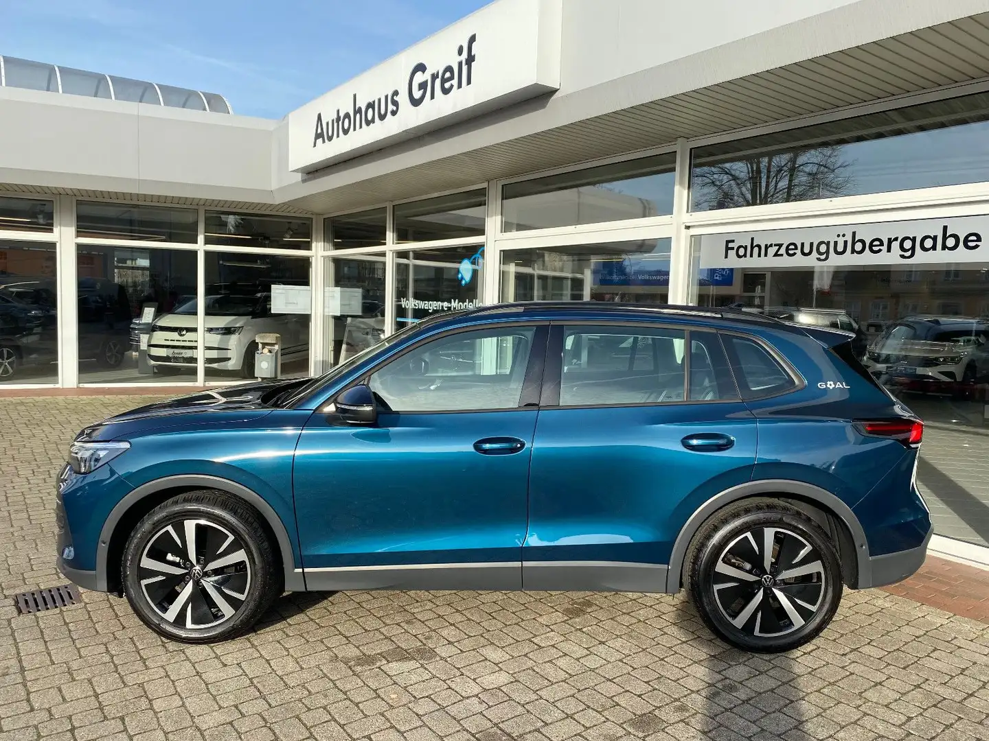 Volkswagen Tiguan 1.5 eTSI DSG GOAL*LED*NAVI*ACC* Blau - 2