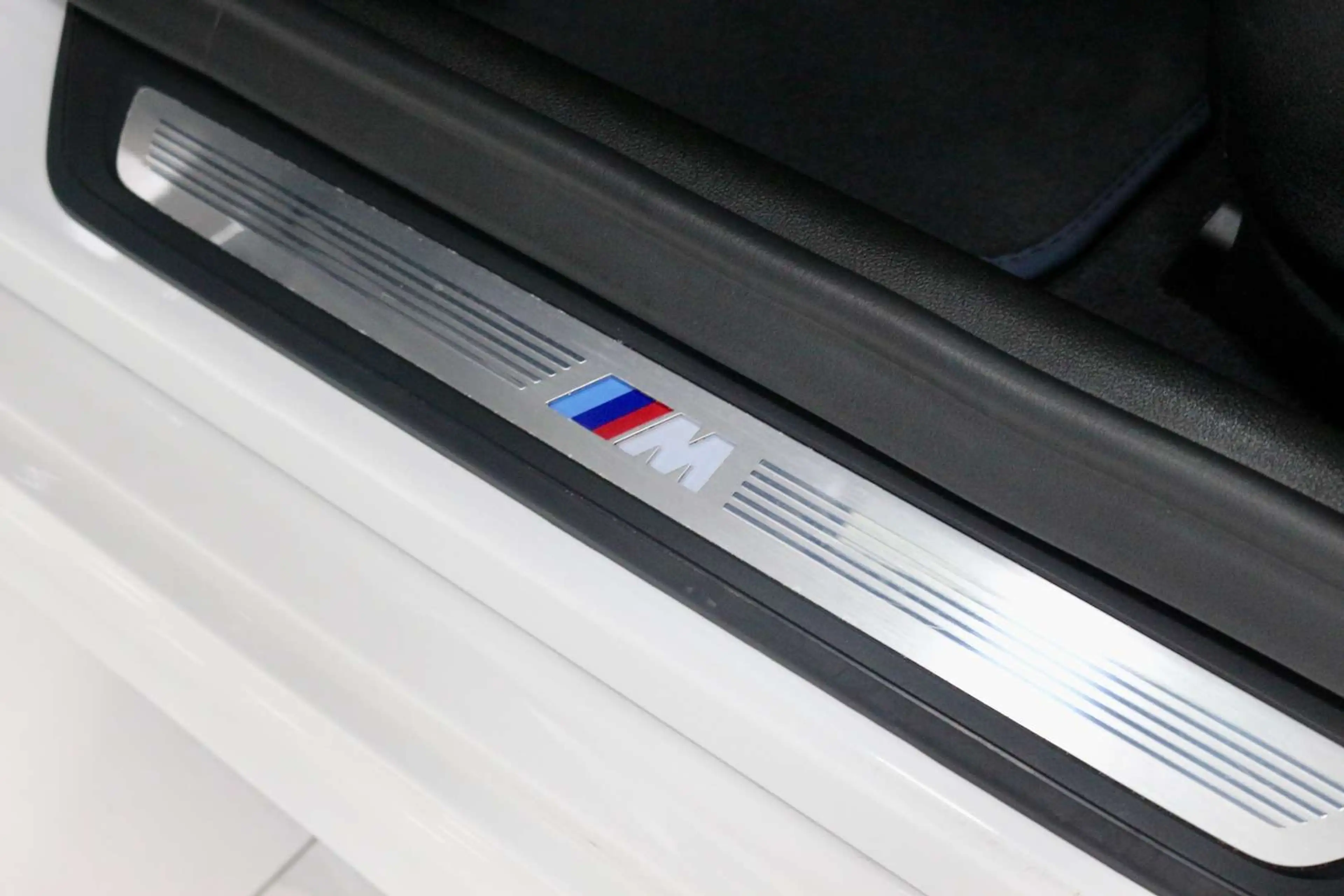 BMW 530 d xDrive *M-Sportpaket*Schiebedach*Leder* — photo 10