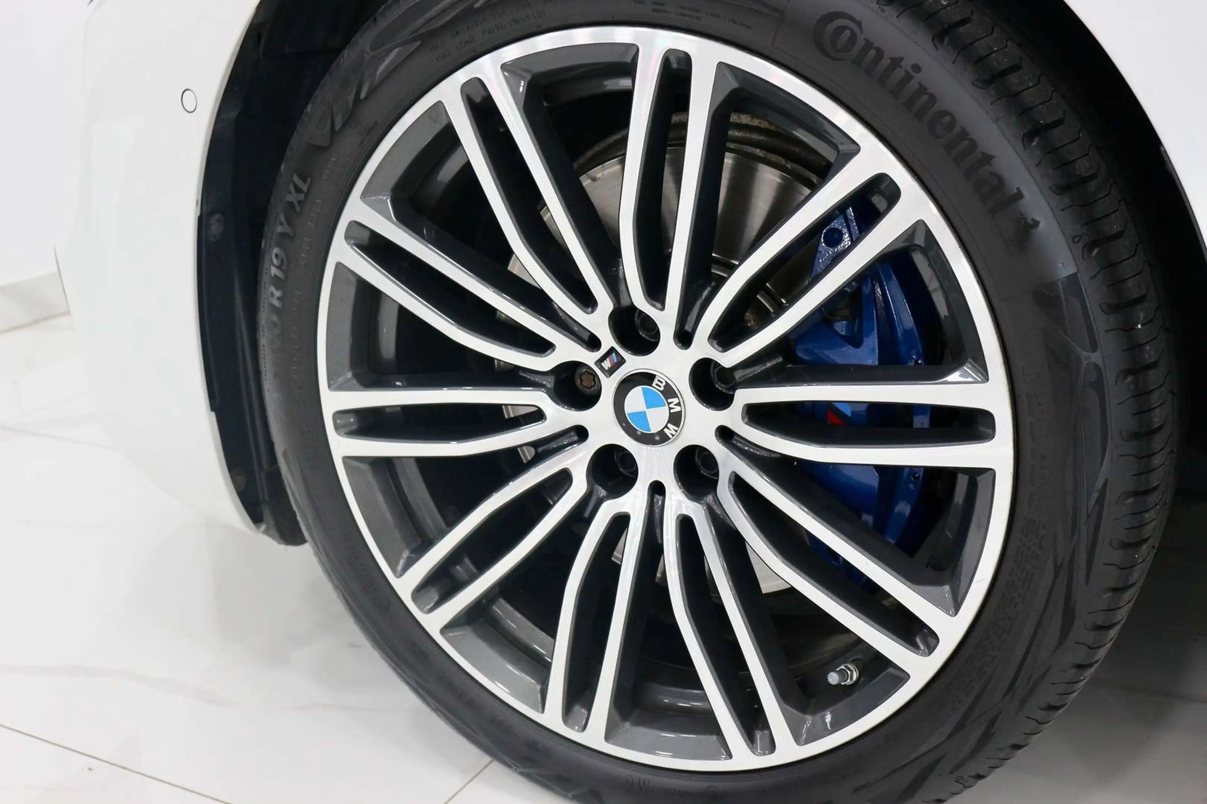 BMW 530 d xDrive *M-Sportpaket*Schiebedach*Leder* — photo 8