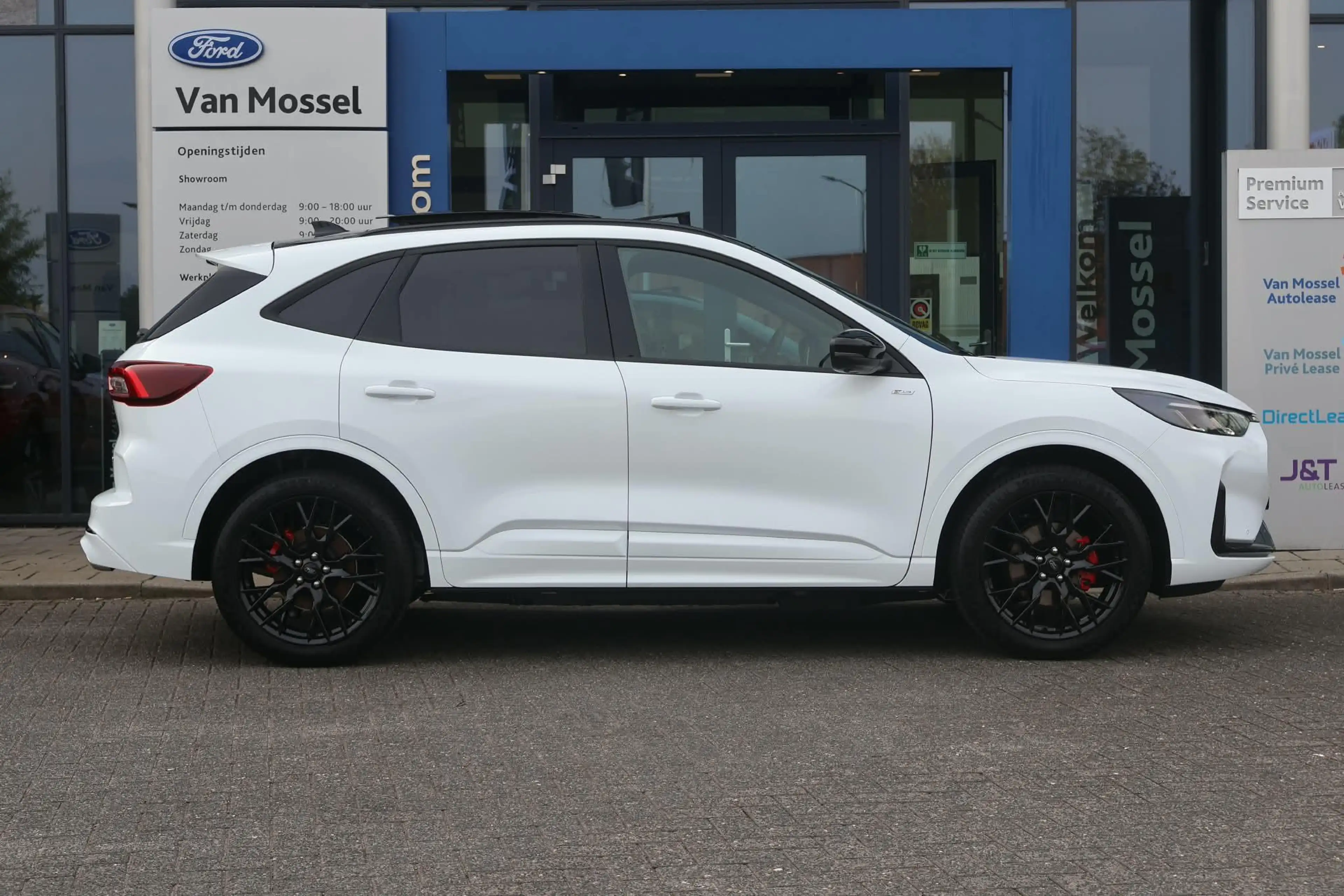 Ford Kuga 2.5 PHEV ST-Line X | Black Package | Pano | Elektr — photo 4