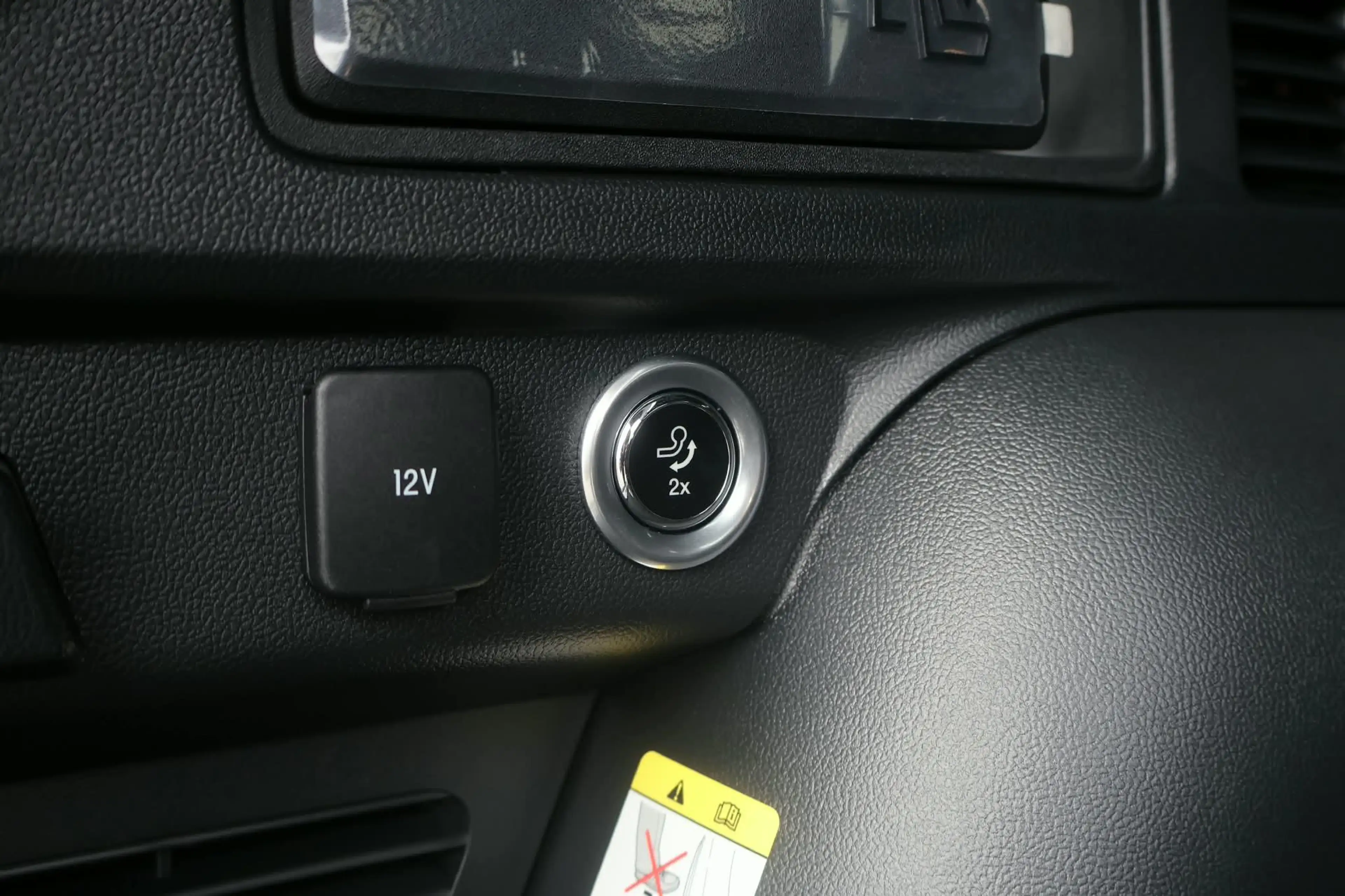 Ford Kuga 2.5 PHEV ST-Line X | Black Package | Pano | Elektr — photo 10