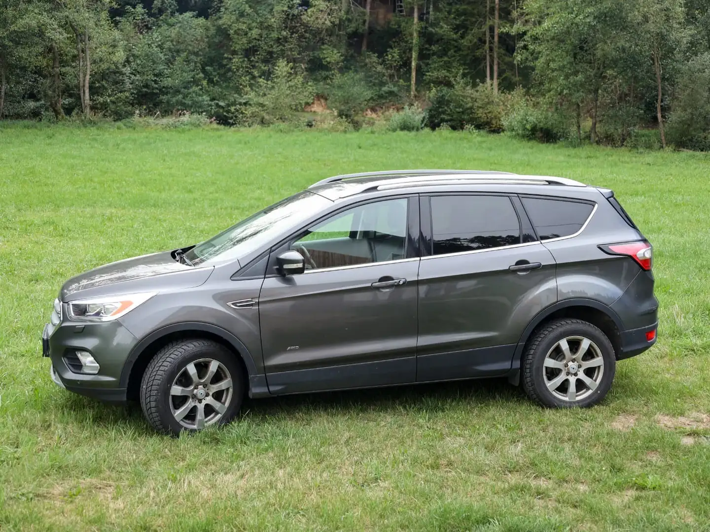 Ford Kuga 2,0 TDCi Titanium Start/Stop Powershift Aut. AWD - 1
