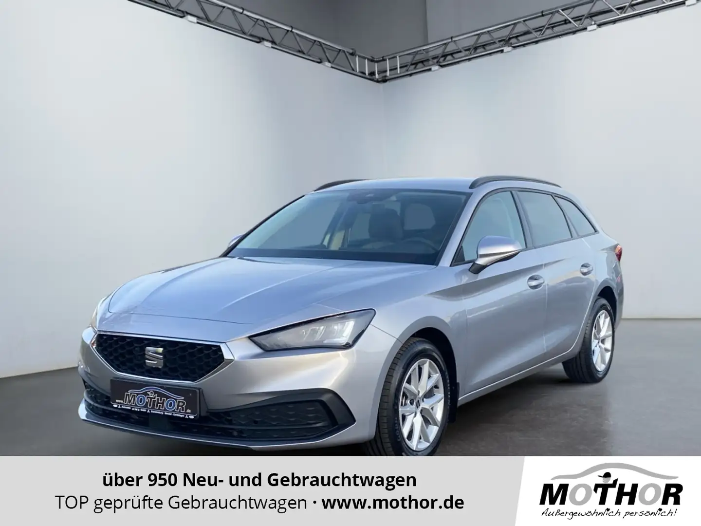 SEAT Leon Sportstourer Style 1.0 TSI DSG LED NAVI Silber - 1
